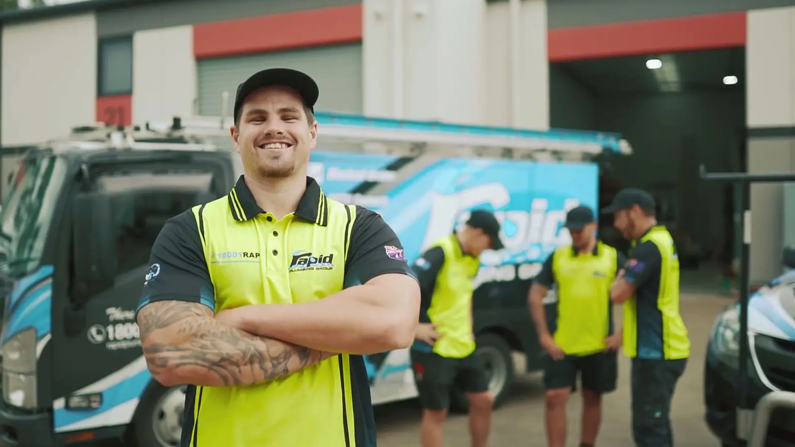Rapid Plumbing Group plumber and service van in Como