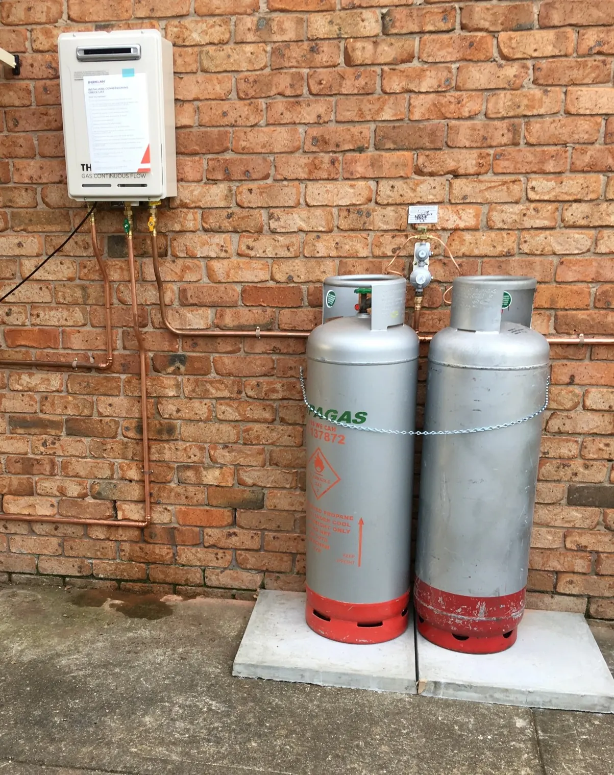 Hot water installation 3